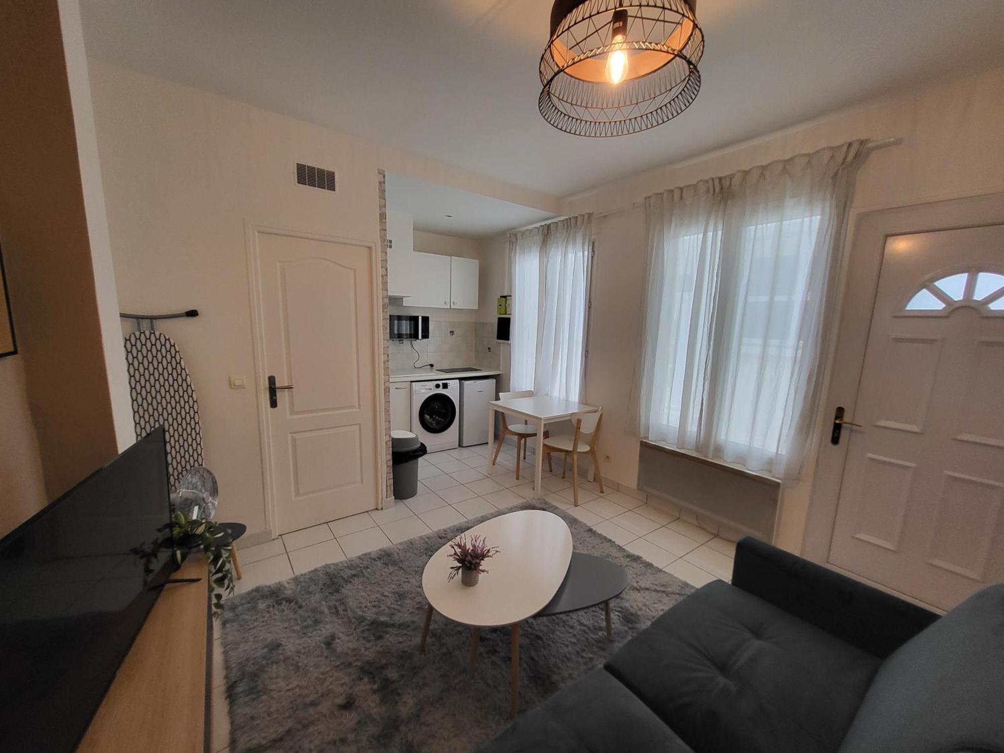 Appartement Spacieux 28M2 Avec Chambre Separee Issy-les-Moulineaux Buitenkant foto